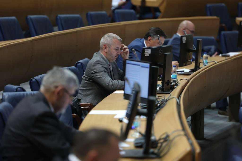 Jednoglasno usvojen Prijedlog zakona o povratu PDV-a na kupovinu prvog stana